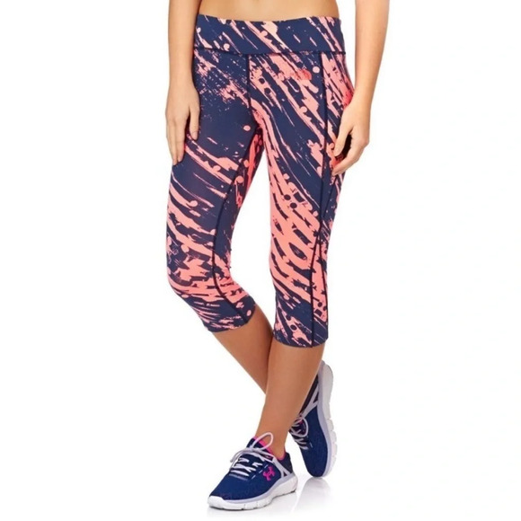 The North Face Pulse Capri Tights in Neon Peach Paintball Print Size S - Picture 1 of 9